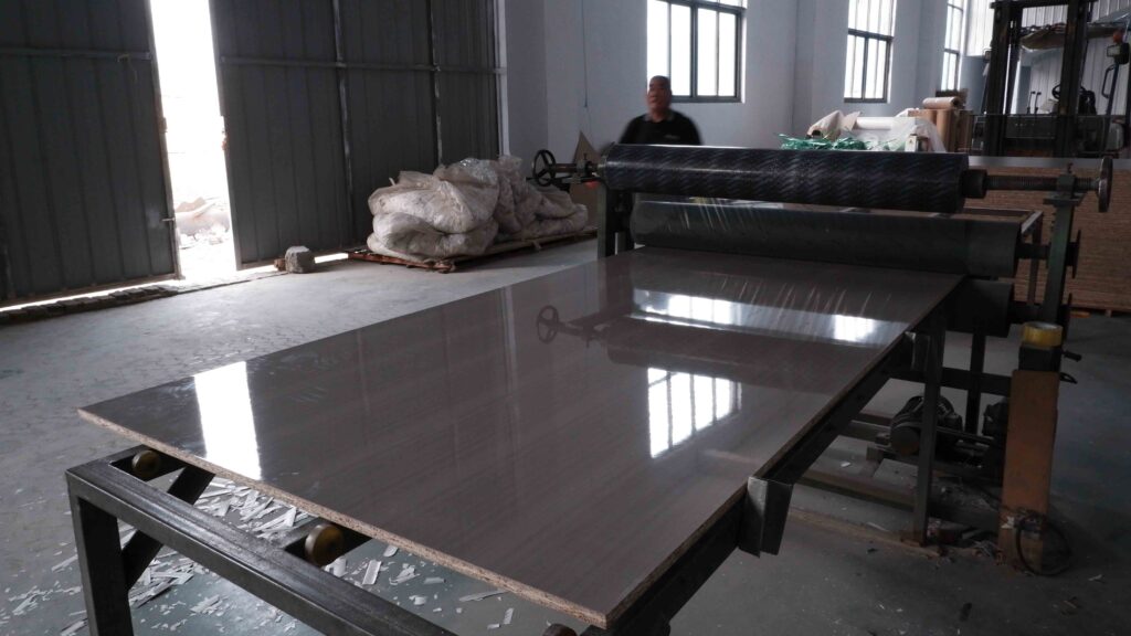 plywood,particle board,mdf board,laminated board,uv board 1220*2440mm custom uv mdf board